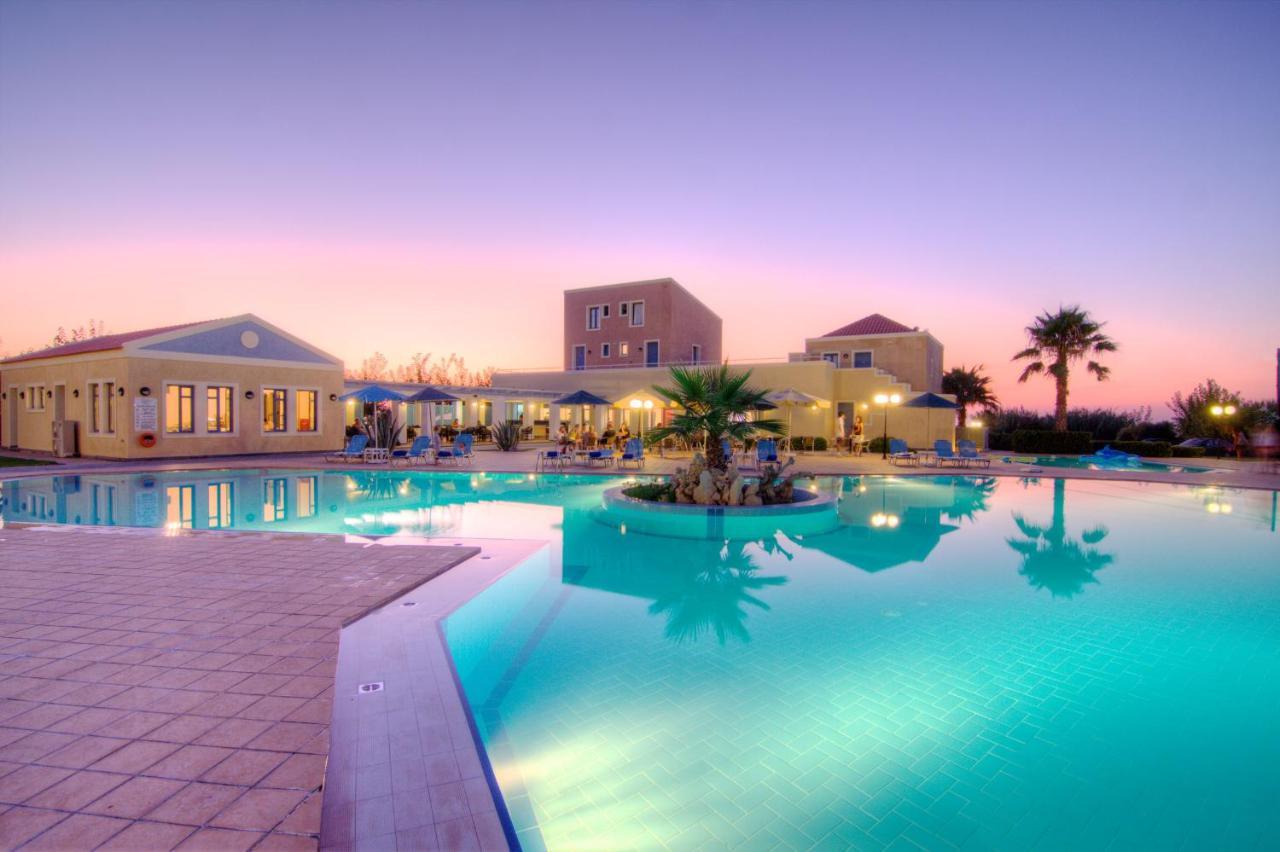 Sweety Club Solimar Emerald Rethymno  Exterior photo