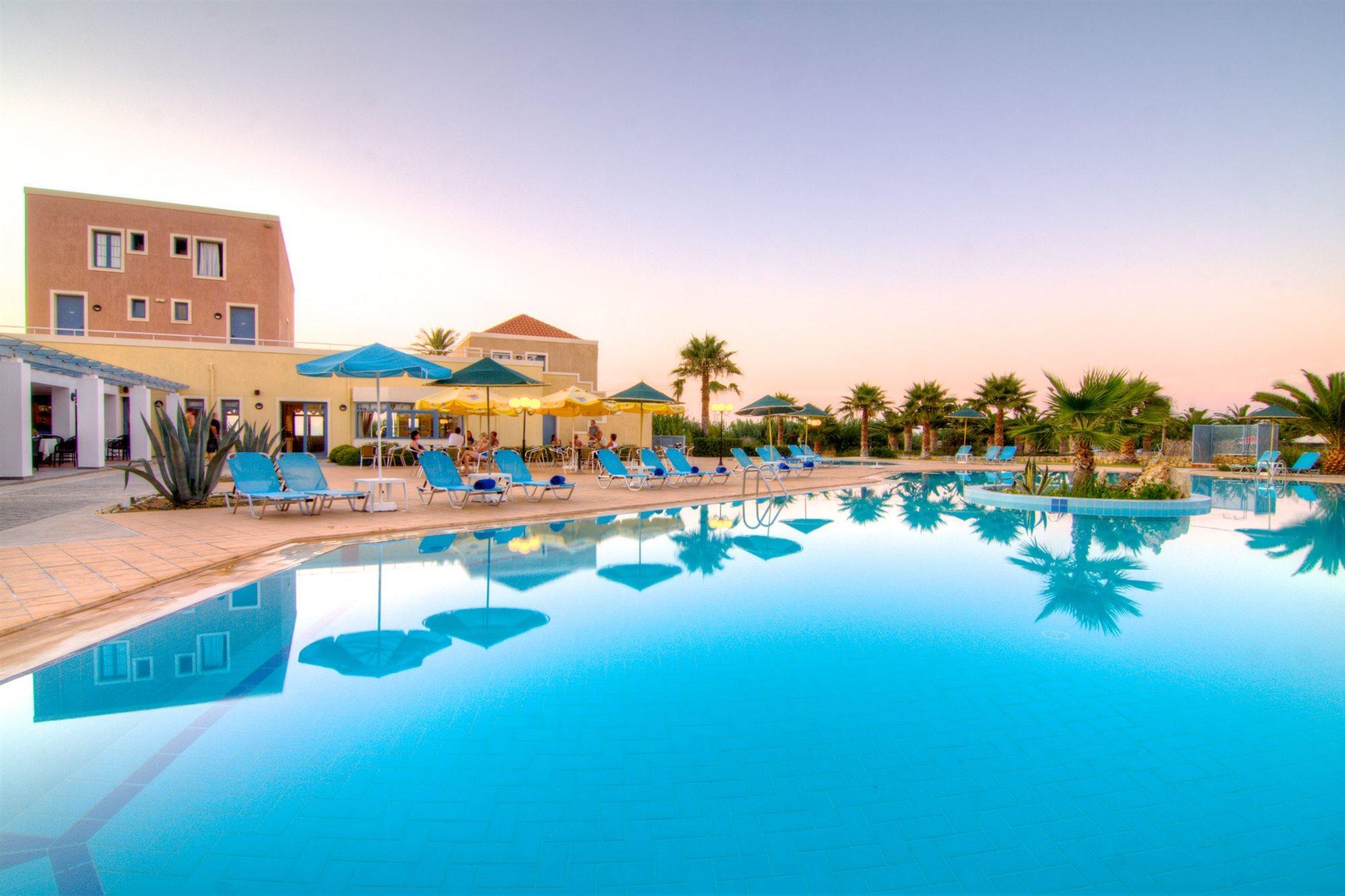 Sweety Club Solimar Emerald Rethymno  Exterior photo