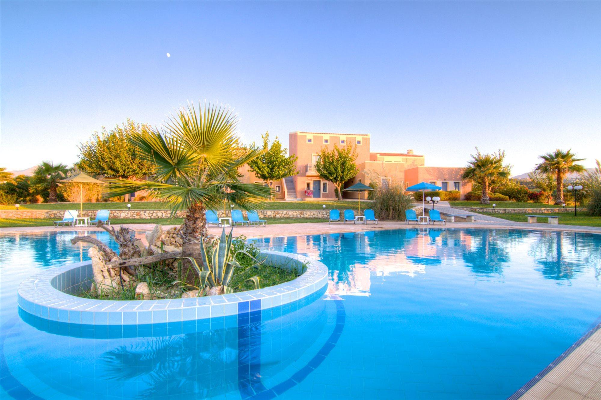 Sweety Club Solimar Emerald Rethymno  Exterior photo