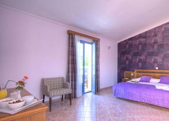 Sweety Club Solimar Emerald Rethymno  Room photo