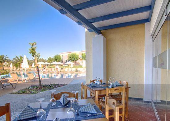 Sweety Club Solimar Emerald Rethymno  Exterior photo